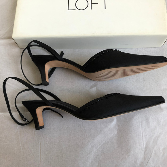 ANN TAYLOR LOFT - WOMEN'S SHOES - Picture 4 of 6